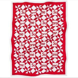 Supreme Festive Red and White Patterned Blanket
